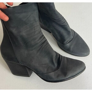 Coclico Boots Womens Size 38 Zerit Coal Leather Solid Wood Heel Back Zip Closure